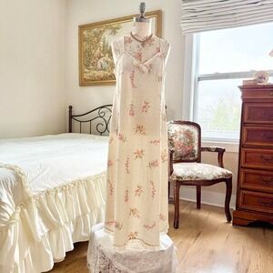 cream floral nightgown  90s romantic valentino for neiman marcus size medium